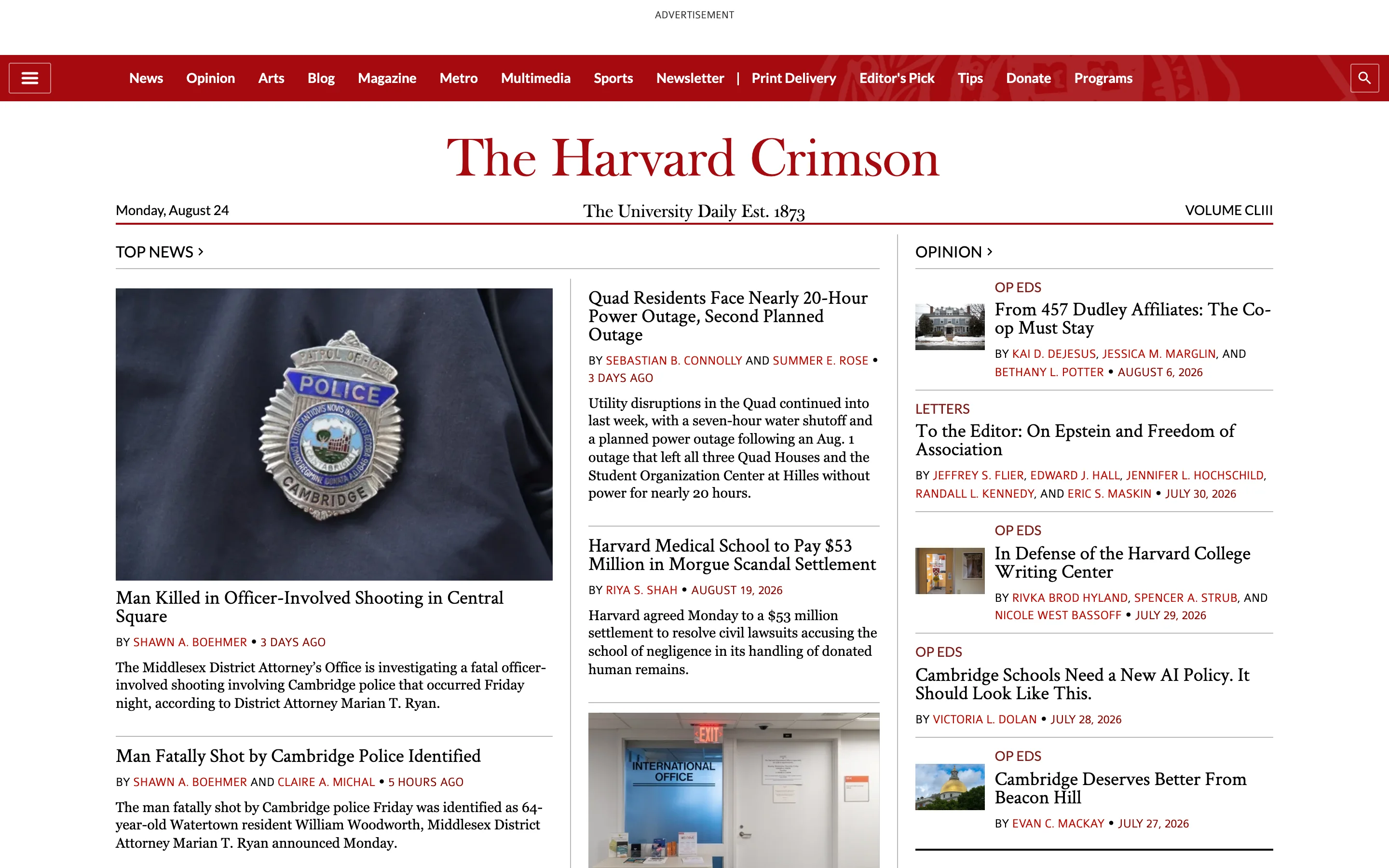 thecrimson.com front page on a desktop browser.